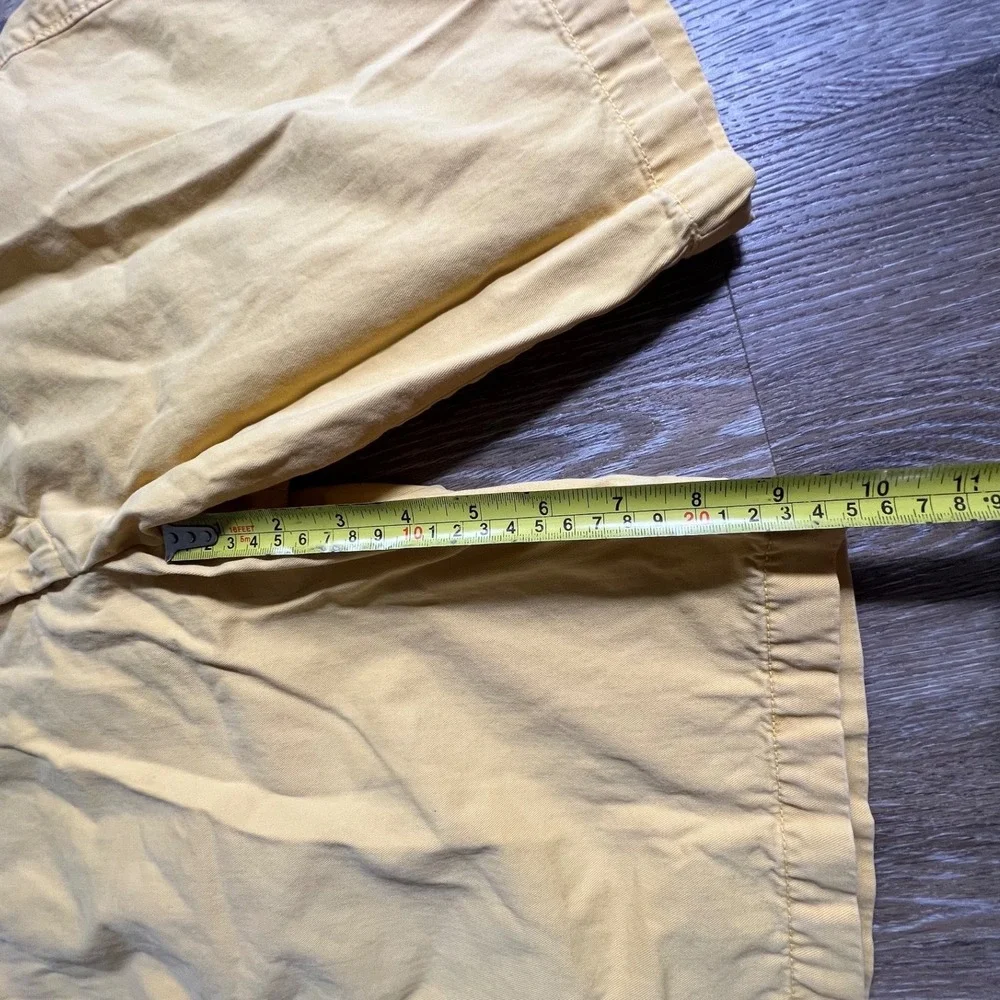 Banana Republic Chino Shorts Mens 31 Yellow Classic Casual Cotton 2221
